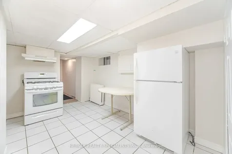 971 Saint Clarens Avenue Toronto ON M6H 3X8
