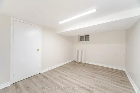 971 Saint Clarens Avenue Toronto ON M6H 3X8