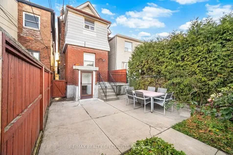 971 Saint Clarens Avenue Toronto ON M6H 3X8