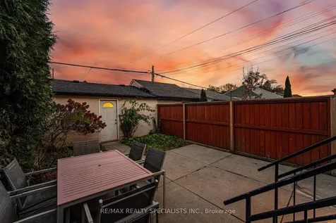 971 Saint Clarens Avenue Toronto ON M6H 3X8
