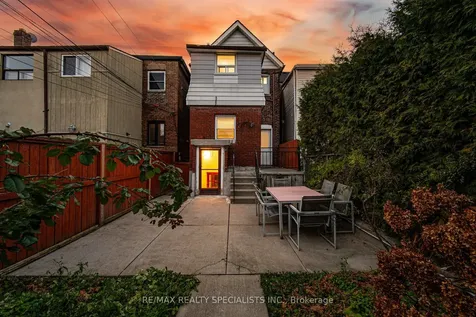 971 Saint Clarens Avenue Toronto ON M6H 3X8