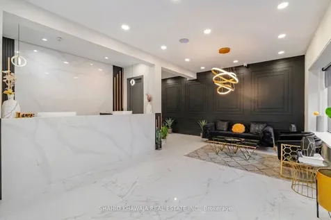 1563 Dundas Street W Mississauga ON L5C 1E3