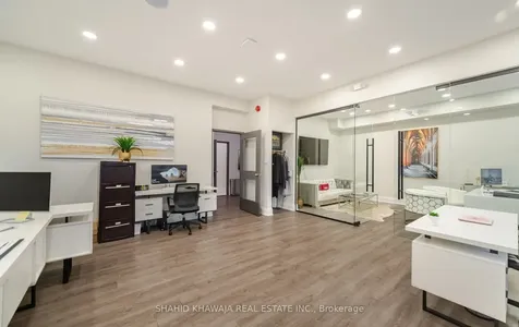1563 Dundas Street W Mississauga ON L5C 1E3