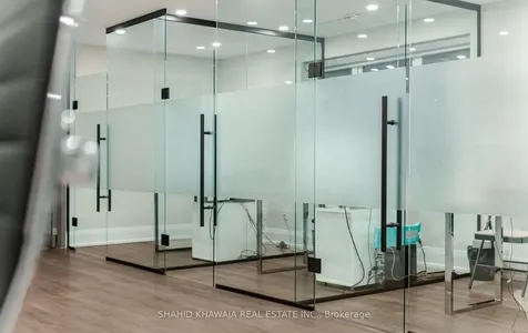 1563 Dundas Street W Mississauga ON L5C 1E3