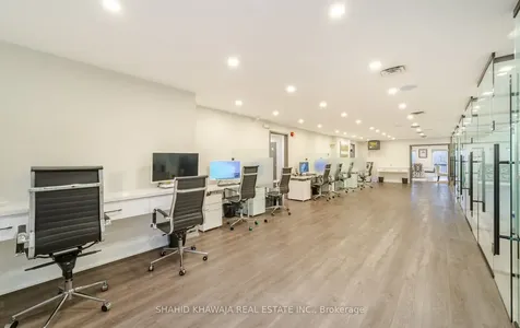 1563 Dundas Street W Mississauga ON L5C 1E3