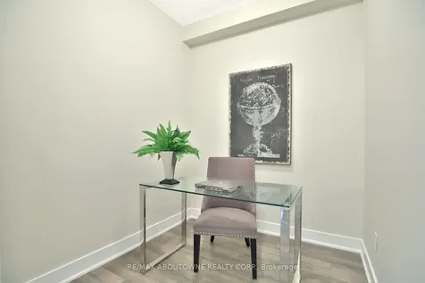 128 Garden Drive Oakville ON L6K 0H7