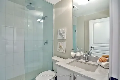 128 Garden Drive Oakville ON L6K 0H7