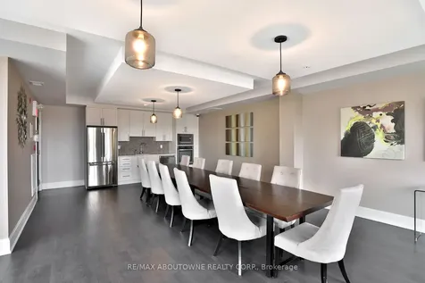 128 Garden Drive Oakville ON L6K 0H7