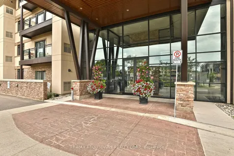 128 Garden Drive Oakville ON L6K 0H7