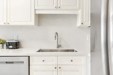5480 Glen Erin Drive Mississauga ON L5M 5R3