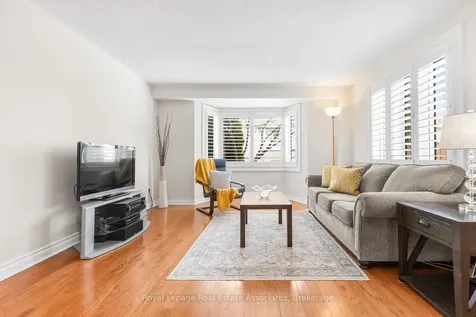 5480 Glen Erin Drive Mississauga ON L5M 5R3