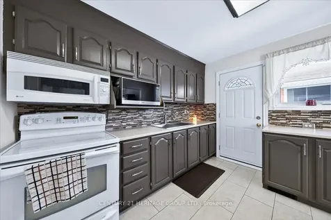 130 Rangoon Road Toronto ON M9C 4P2