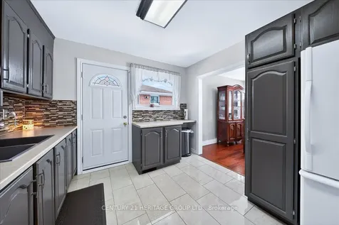 130 Rangoon Road Toronto ON M9C 4P2
