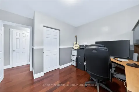 130 Rangoon Road Toronto ON M9C 4P2