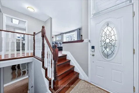 130 Rangoon Road Toronto ON M9C 4P2