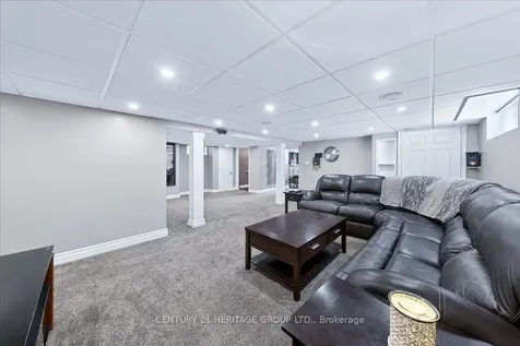 130 Rangoon Road Toronto ON M9C 4P2