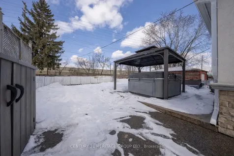 130 Rangoon Road Toronto ON M9C 4P2