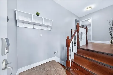 130 Rangoon Road Toronto ON M9C 4P2