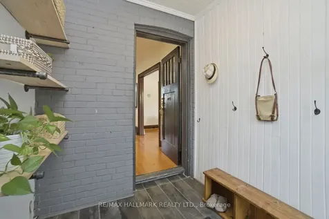 263 Humbercrest Boulevard Toronto ON M6S 4L5