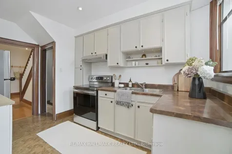 263 Humbercrest Boulevard Toronto ON M6S 4L5