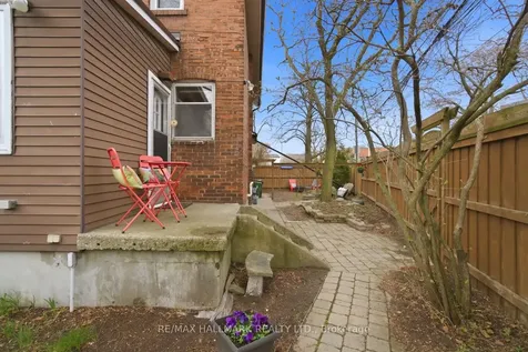 263 Humbercrest Boulevard Toronto ON M6S 4L5