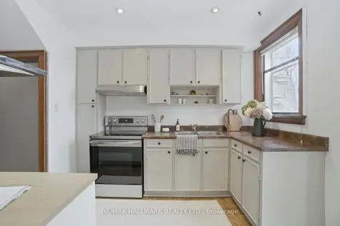 263 Humbercrest Boulevard Toronto ON M6S 4L5