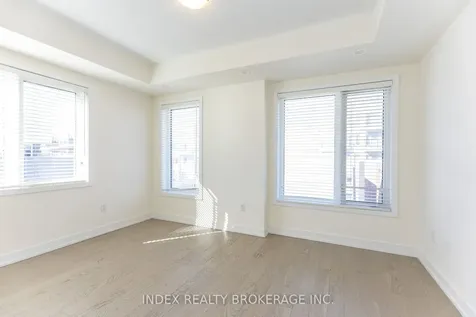 82 William Duncan Road Toronto ON M3K 0B7