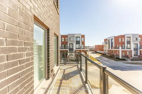 82 William Duncan Road Toronto ON M3K 0B7