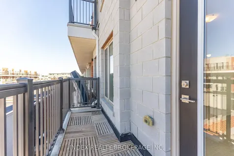 82 William Duncan Road Toronto ON M3K 0B7