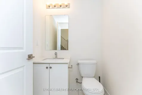 82 William Duncan Road Toronto ON M3K 0B7
