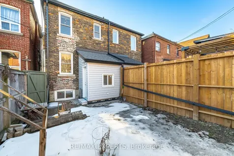 289 Old Weston Road Toronto ON M6N 3A7