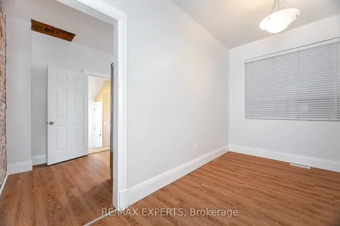 289 Old Weston Road Toronto ON M6N 3A7