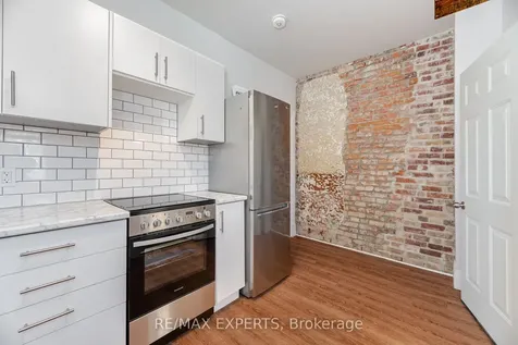 289 Old Weston Road Toronto ON M6N 3A7