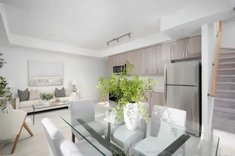4025 Hickory Drive Mississauga ON L4W 1L1