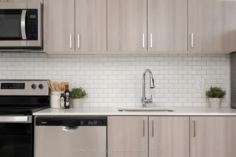 4025 Hickory Drive Mississauga ON L4W 1L1