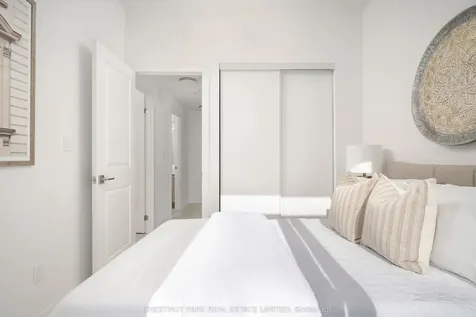 4025 Hickory Drive Mississauga ON L4W 1L1