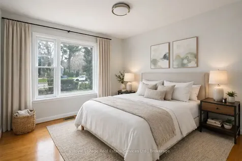 2043 Devon Road Oakville ON L6J 2N1
