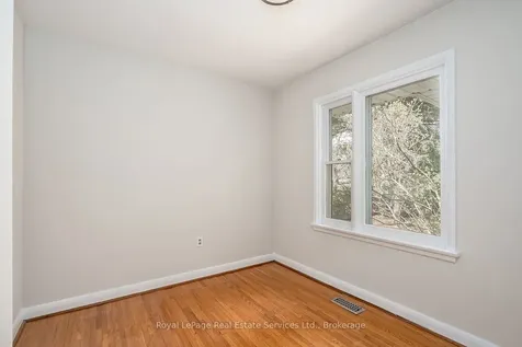 2043 Devon Road Oakville ON L6J 2N1