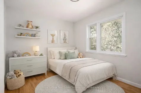 2043 Devon Road Oakville ON L6J 2N1