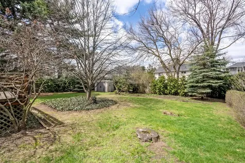 2043 Devon Road Oakville ON L6J 2N1