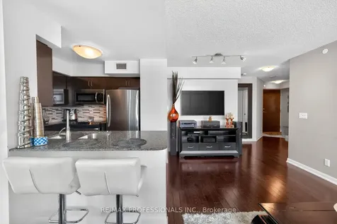 215 Sherway Gardens Road Toronto ON M9C 0A4