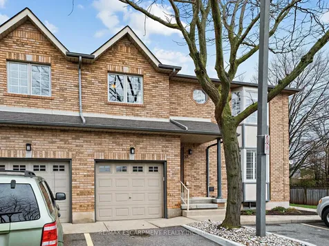 705 Cumberland Avenue Burlington ON L7N 3W4