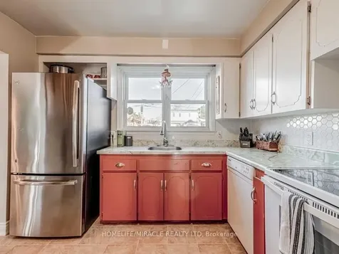 276 Elmhurst Drive Toronto ON M9W 2M2
