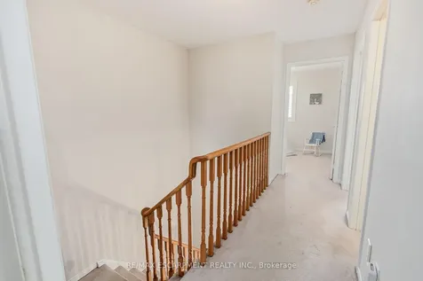 2393 Dalebrook Drive Oakville ON L6H 6K4
