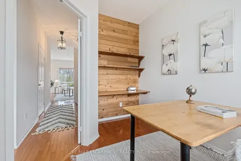 2393 Dalebrook Drive Oakville ON L6H 6K4