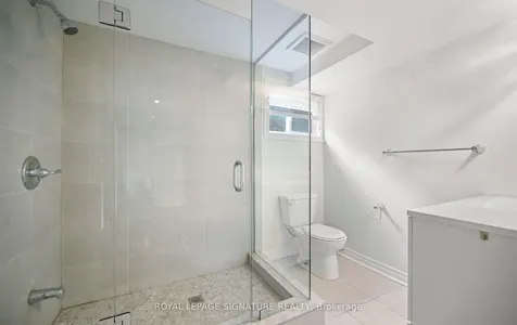 1207 Pinegrove Road Oakville ON L6L 2W8
