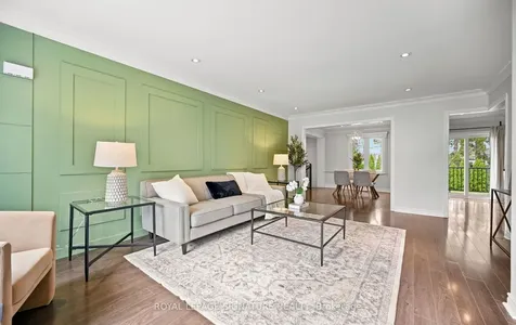1207 Pinegrove Road Oakville ON L6L 2W8