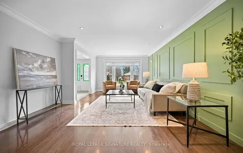 1207 Pinegrove Road Oakville ON L6L 2W8