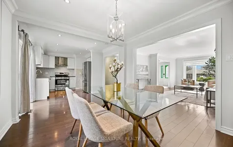 1207 Pinegrove Road Oakville ON L6L 2W8