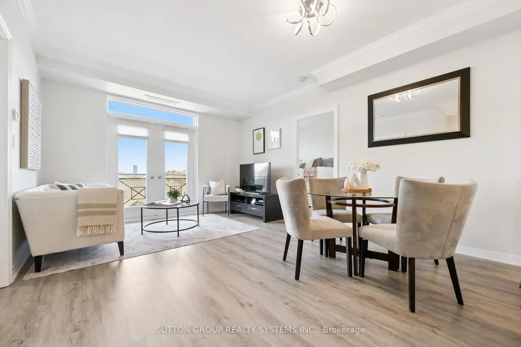 245 Dalesford Road Toronto ON M8Y 4H7